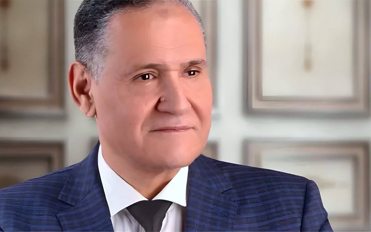طبيب العرب الأول الدكتور أحمد شقير يفتح خزائن أسراره لـ«فيتو»: لم أتقاضَ جنيهًا واحدًا من أي مريض طوال 46 عامًا.. و«الطب» مهنة نبيلة ومقدسة