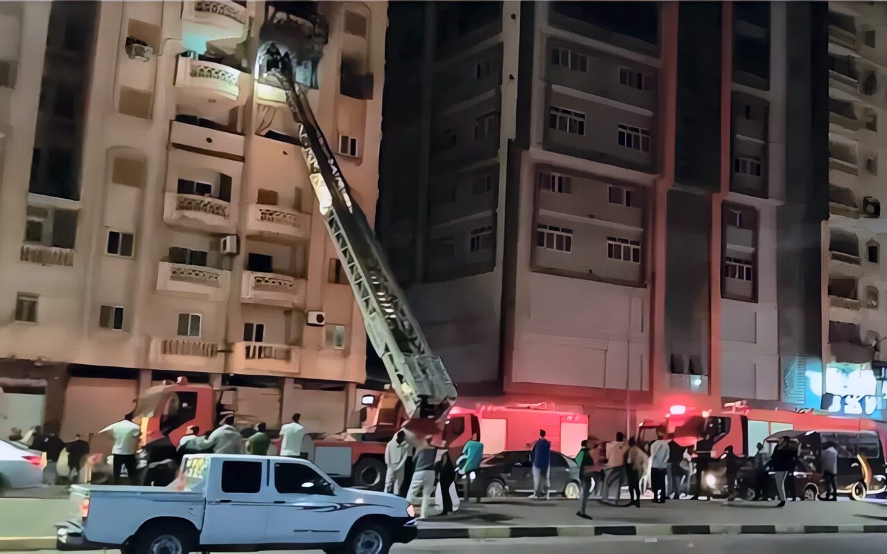إصابة 7 أشخاص بحريق شقة سكنية في الإسكندرية