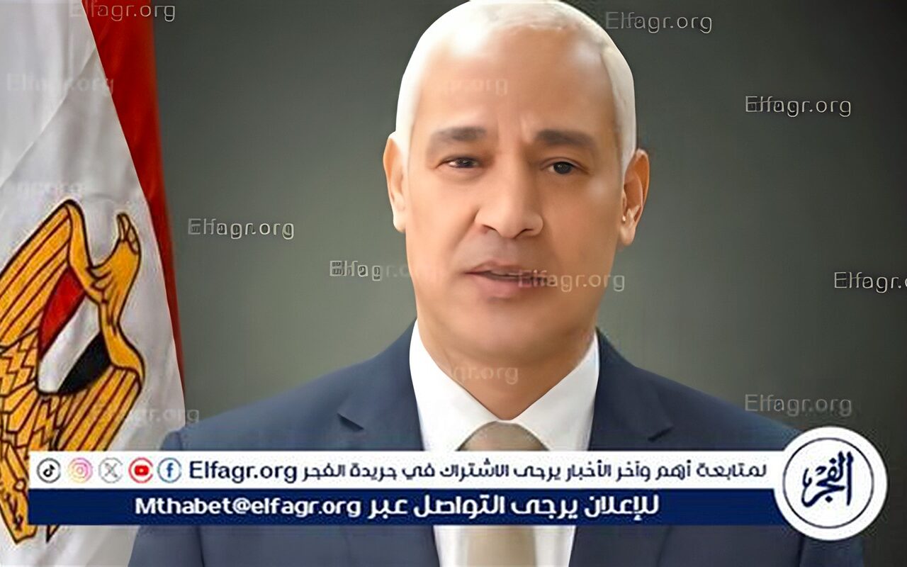 رئيس جامعة أسيوط يهنئ أساتذة الجامعة وأعضاء الهيئة المعاونة بمناسبة اليوم العالمي للمعلم