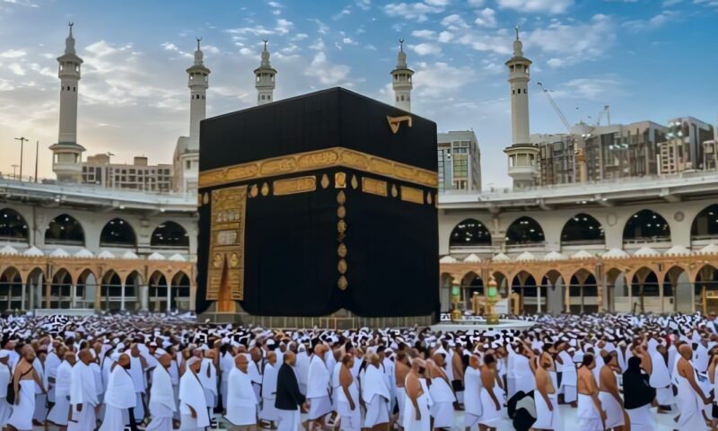 أسعار وبرامج عمرة 2026.. دليل شامل للتكاليف ومستويات الإقامة وشروط السفر