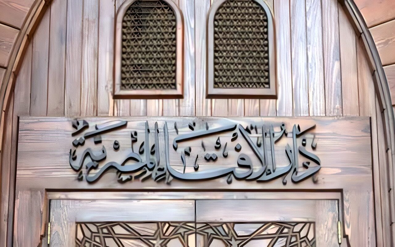 حكم استخدام المرأة وسائل منع الحمل دون علم الزوج.. الإفتاء توضح