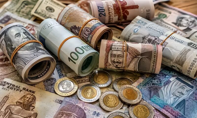 أسعار العملات في مصر اليوم الأحد 18 أكتوبر