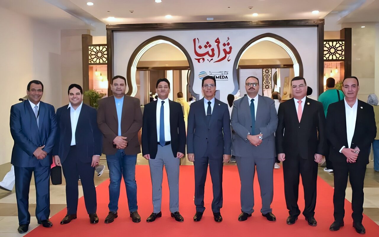 رئيس جامعة بنها يتفقد معرض «تراثنا 2026» ويبحث التعاون لدعم المشروعات الصغيرة وريادة الأعمال