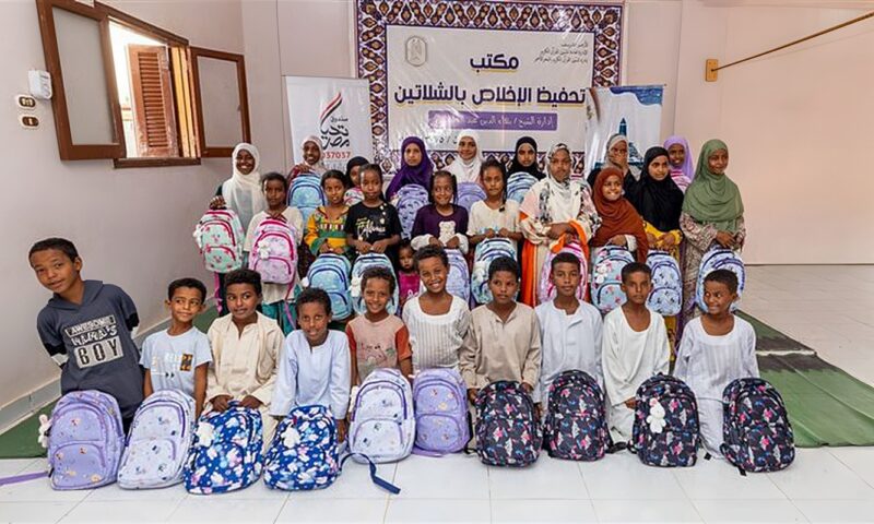 قافلة جامعة عين شمس وصندوق تحيا مصر بحلايب وشلاتين تقدم خدماتها لأكثر من 3000 مستفيد