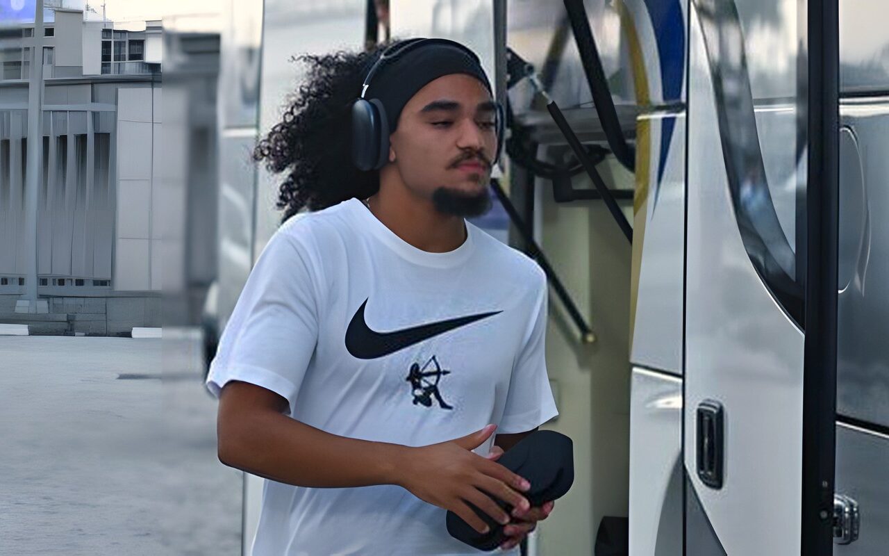 فحص طبي وأشعة لــ آدم كايد قبل مواجهة الزمالك والجيش الرواندي