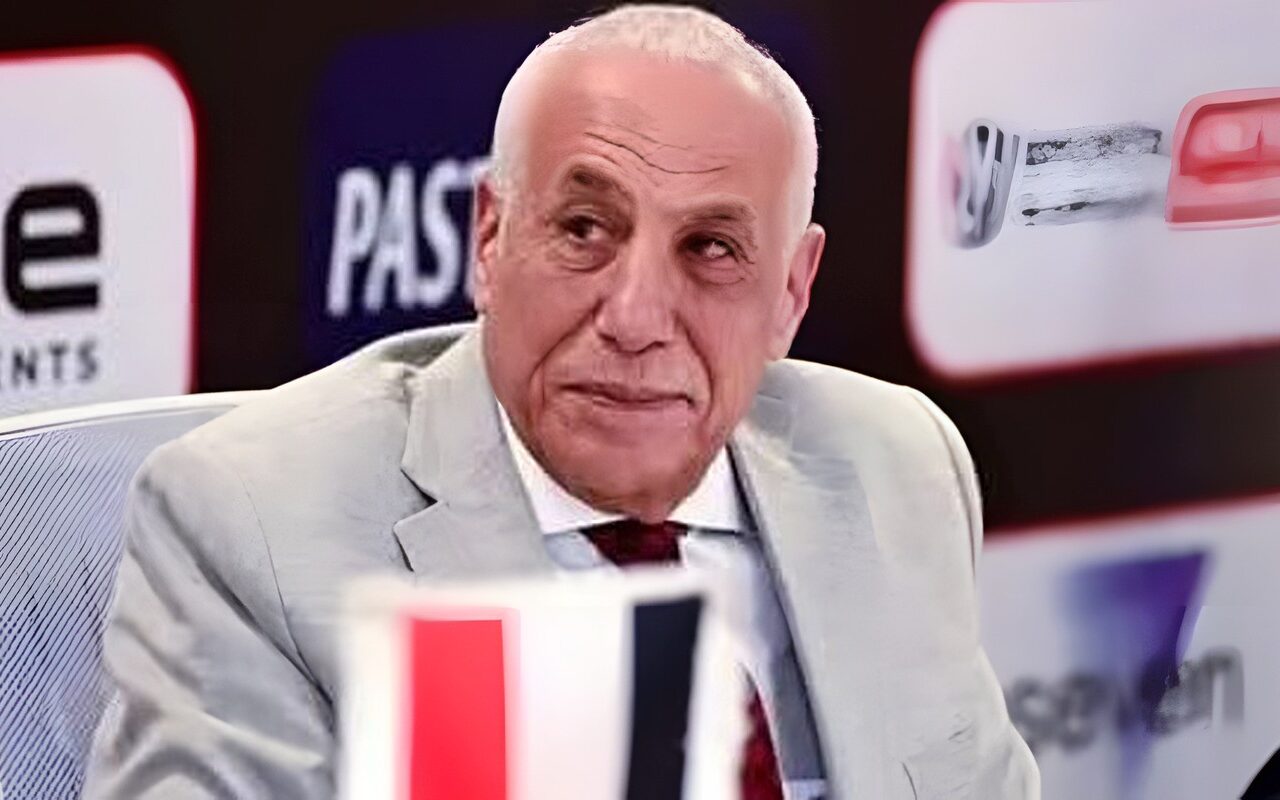 مكالمة تحفيزية من حسين لبيب لمعتمد جمال قبل القمة