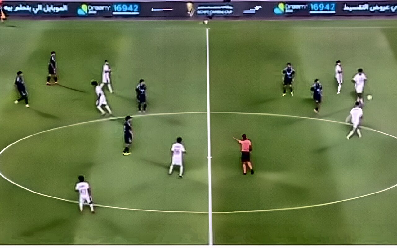 ماهر غريب عن خسارة الزمالك أمام زد: مباراة في كرة القدم عادي