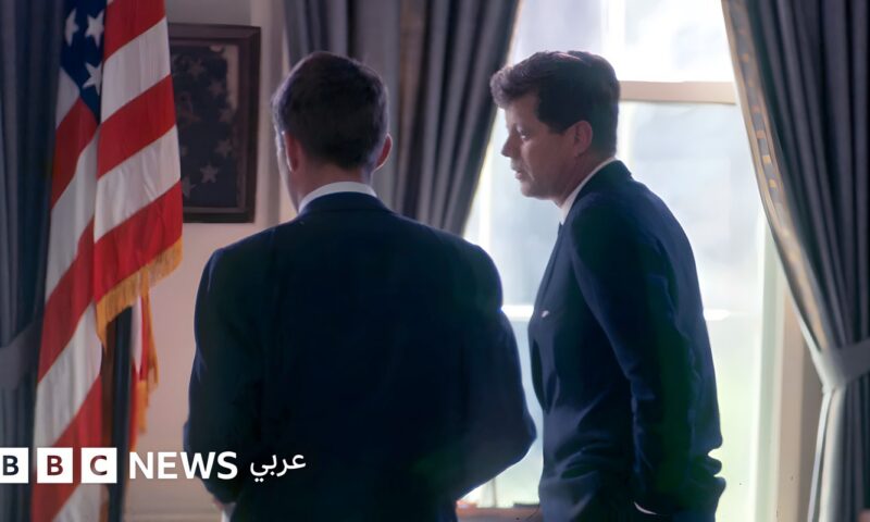 كيف تجنّب الأخوين كينيدي أزمة الصواريخ الكوبية عام 1962؟