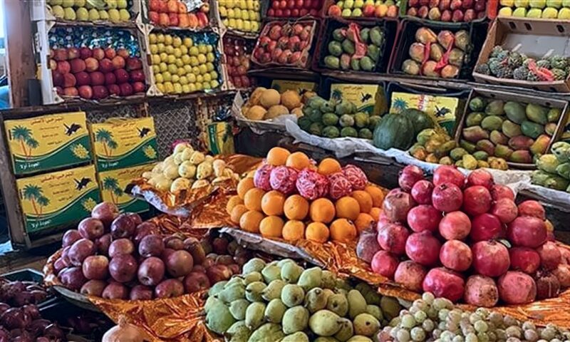 أسعار الفاكهة اليوم، انخفاض البرتقال وارتفاع كبير في الكاكا والبلح البارحي والسماني