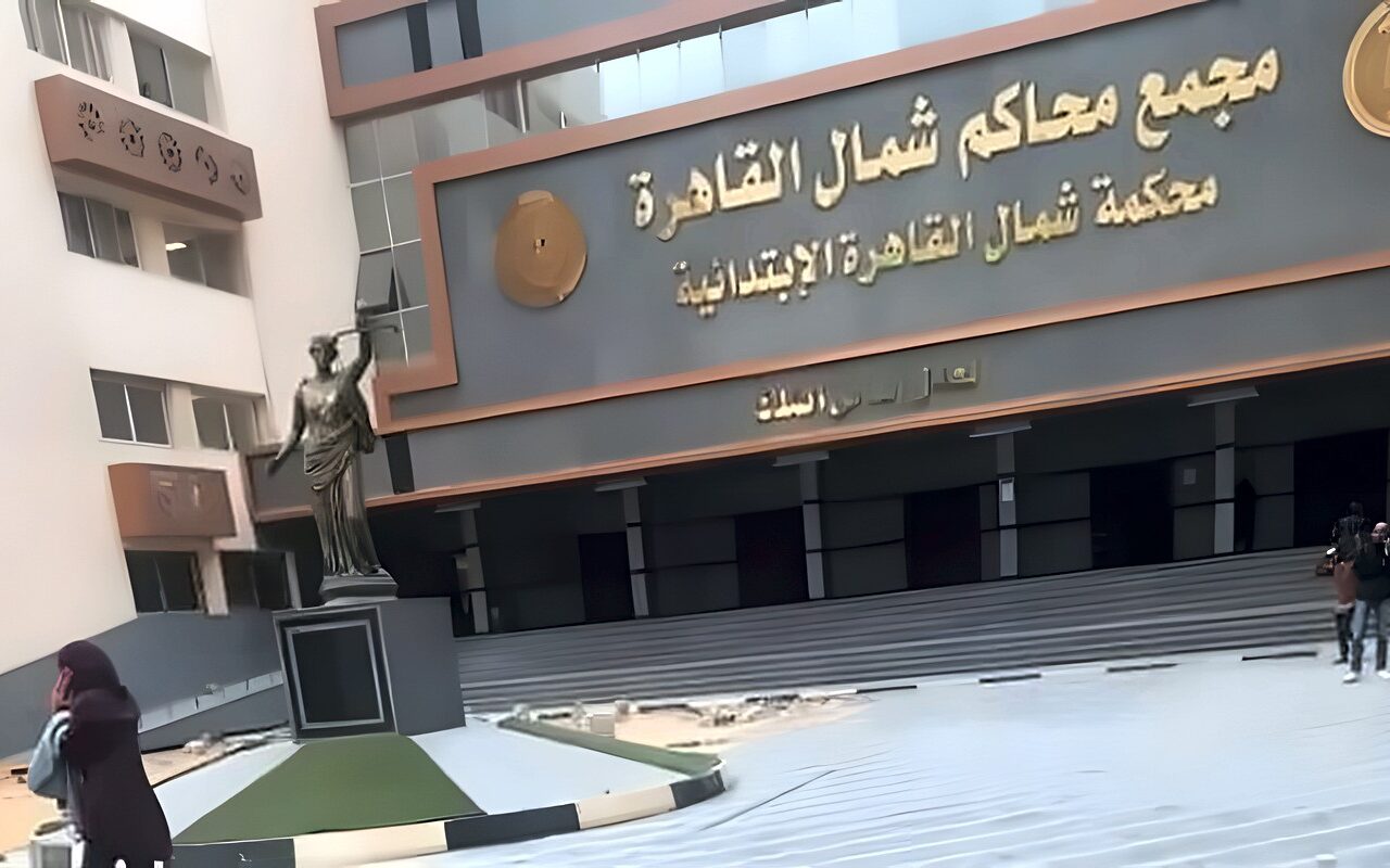 المشدد 3 سنوات وغرامة 100 ألف جنيه لعاطلين بحوزتهما حشيش وسلاح في الأزبكية