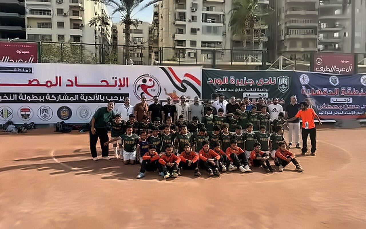 منافسات قوية في اليوم الأول لبطولة النخبة لكرة اليد