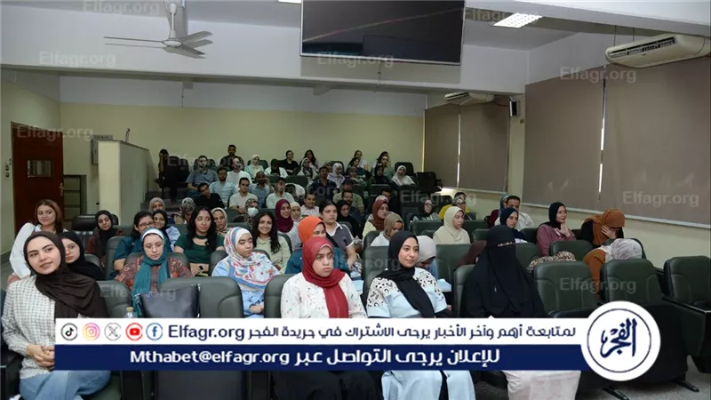 طب أسيوط تنظم دورة تدريبية حول مكافحة العدوى لأطباء الامتياز