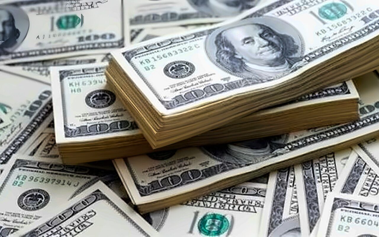قفزة جديدة في سعر الدولار بالبنوك.. وهذا أعلى سعر تم تسجيله اليوم