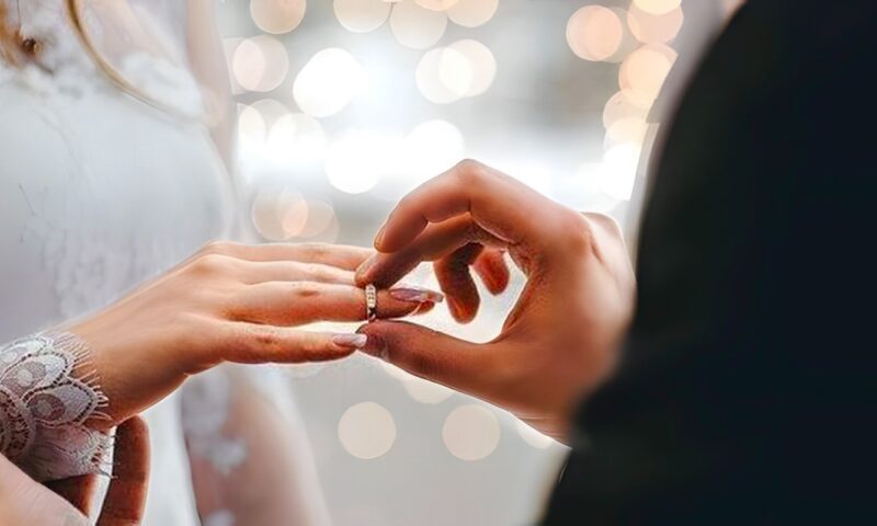 هل يأثم الرجل إذا تقدم به العمر ولم يتزوج؟.. أمين الفتوى يجيب