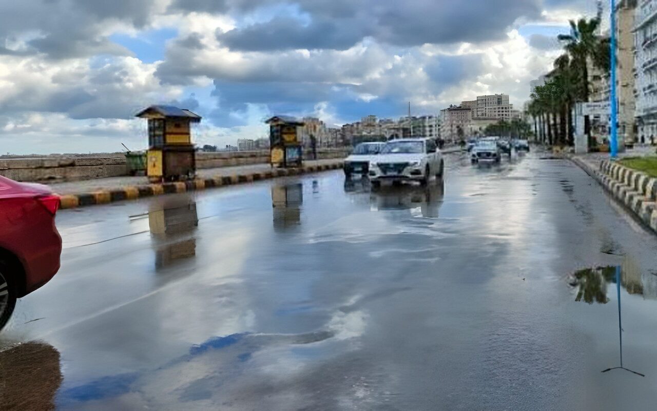 الجو هيقلب.. الأرصاد تحذر من منخفض جوي وأمطار تضرب القاهرة والمحافظات