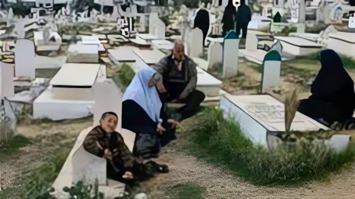 أجر من مات ابنه وصبر عليه.. مكافأة ربانية تعرف عليها