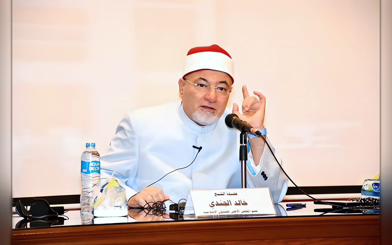 خالد الجندي: «خلّي اللي يشوفك يدعي للي رباك».. أخلاق الأبناء تكشف تربية الآباء