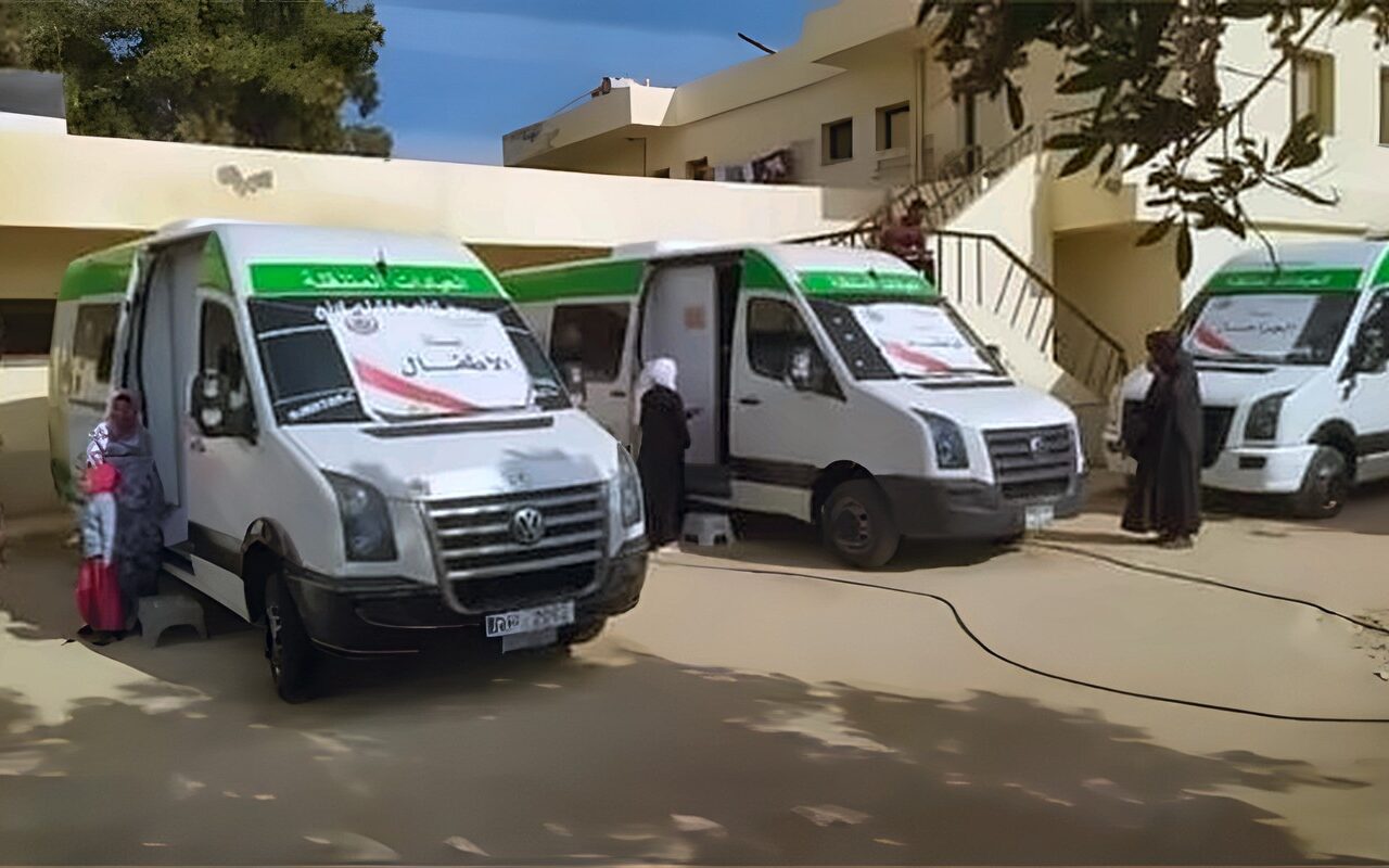 قافلة طبية مجانية متعددة التخصصات بقرية الحدين في كوم حمادة بالبحيرة