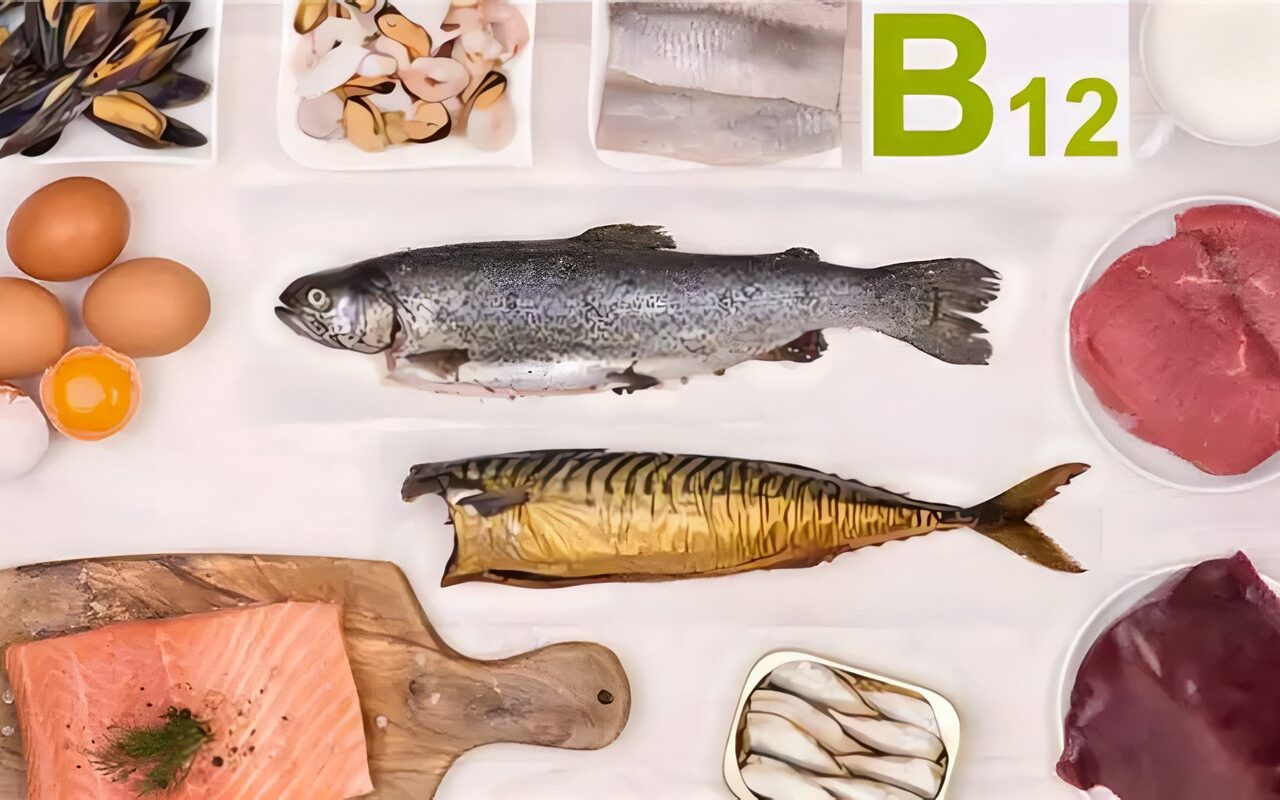 أطعمة غنية بفيتامين B12 لدعم الأعصاب وتكوين خلايا الدم الحمراء