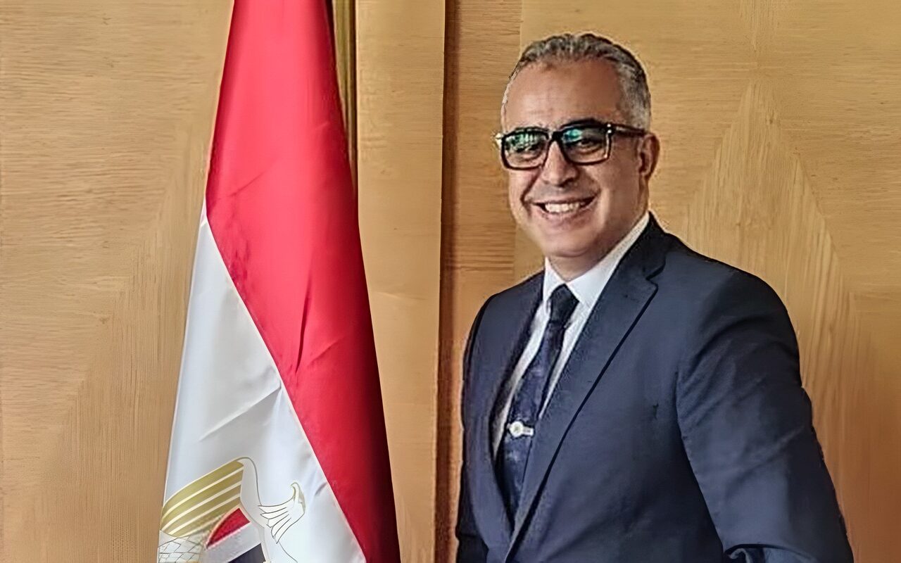 متخصص في الاقتصاد الإفريقي يدعو لإطلاق قمة سنوية مصرية للبريكس والكوميسا بالعلمين الجديدة
