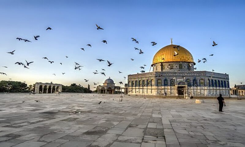 بيان عربي إسلامي يدين ويرفض قيام كولومبيا بافتتاح سفارتها في القدس المحتلة