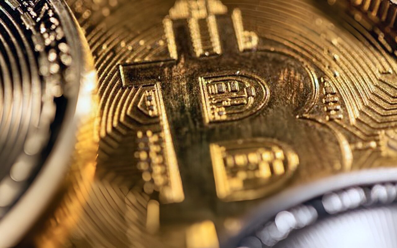 بيتكوين قرب 85 ألف دولار.. 6 منتجات استثمارية جديدة تترقب دخول السوق برافعة 3 أضعاف