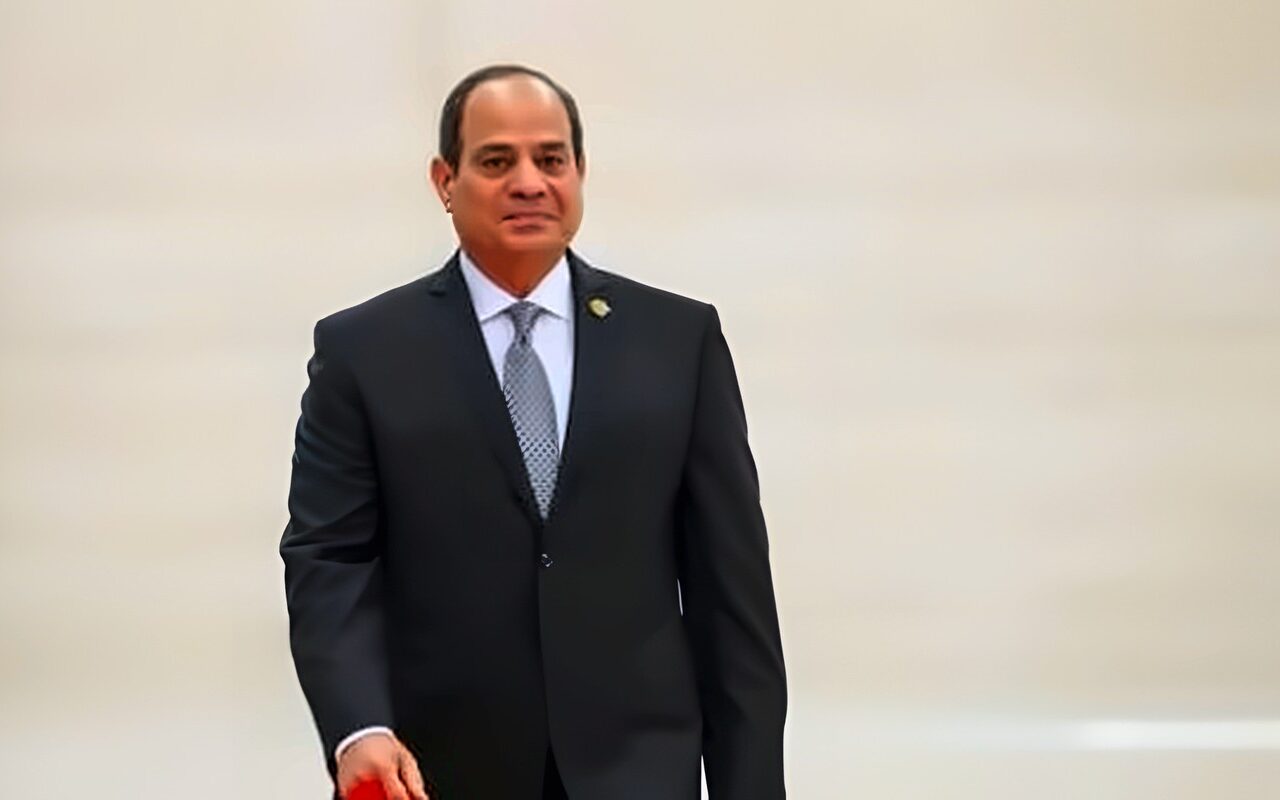 في ذكرى نصر أكتوبر الـ 53..  الرئيس السيسي يهنئ الشعب والقوات المسلحة ويحيي تضحيات الأبطال