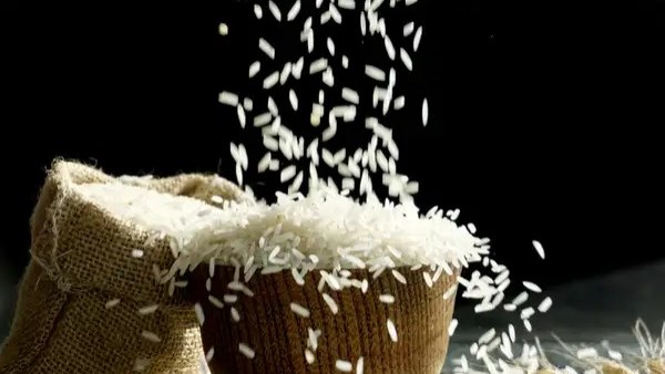 نمو الطلب ومخاوف الإنتاج يدفعان الأرز الهندي لأعلى مستوى في أكثر من عام