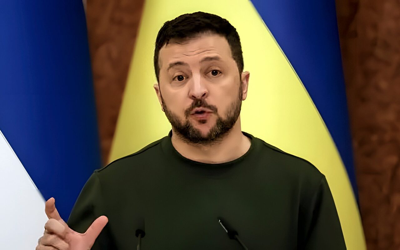 زيلينسكي يتوعد بالرد على روسيا حال رفضت هدنة الطاقة