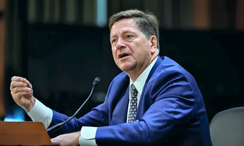 البيت الأبيض يقيّم مخاطر الذكاء الاصطناعي ويحدد مسؤوليات الحكومة الأمريكية
