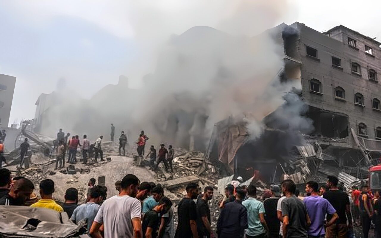 الدفاع المدني يعلن استشهاد فلسطينيين اثنين في غارة إسرائيلية على غزة