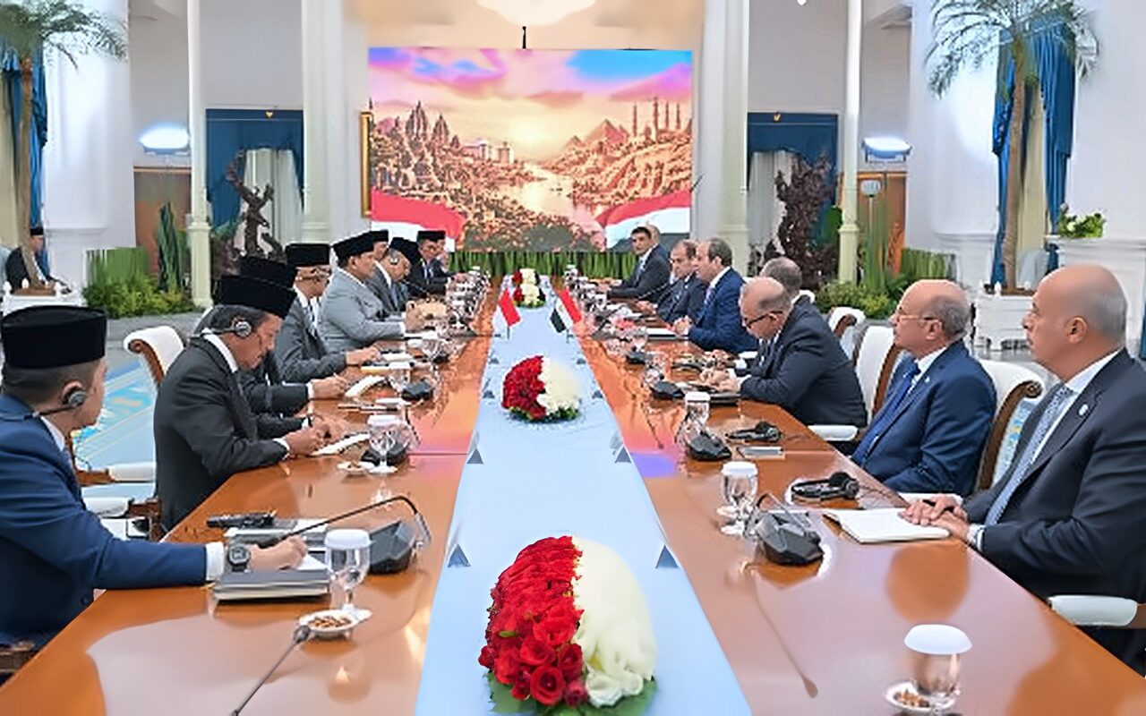 بيان مصري إندونيسي مشترك يدعو لخفض التصعيد بصورة فورية ومنع اتساع الأعمال العدائية في منطقة الخليج