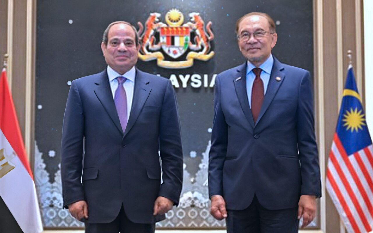 بيان مشترك: الرئيس السيسي ورئيس الوزراء الماليزي يجددان اهتمامهما بتسريع الجهود الرامية لبناء شراكة أكثر ديناميكية ومرونة