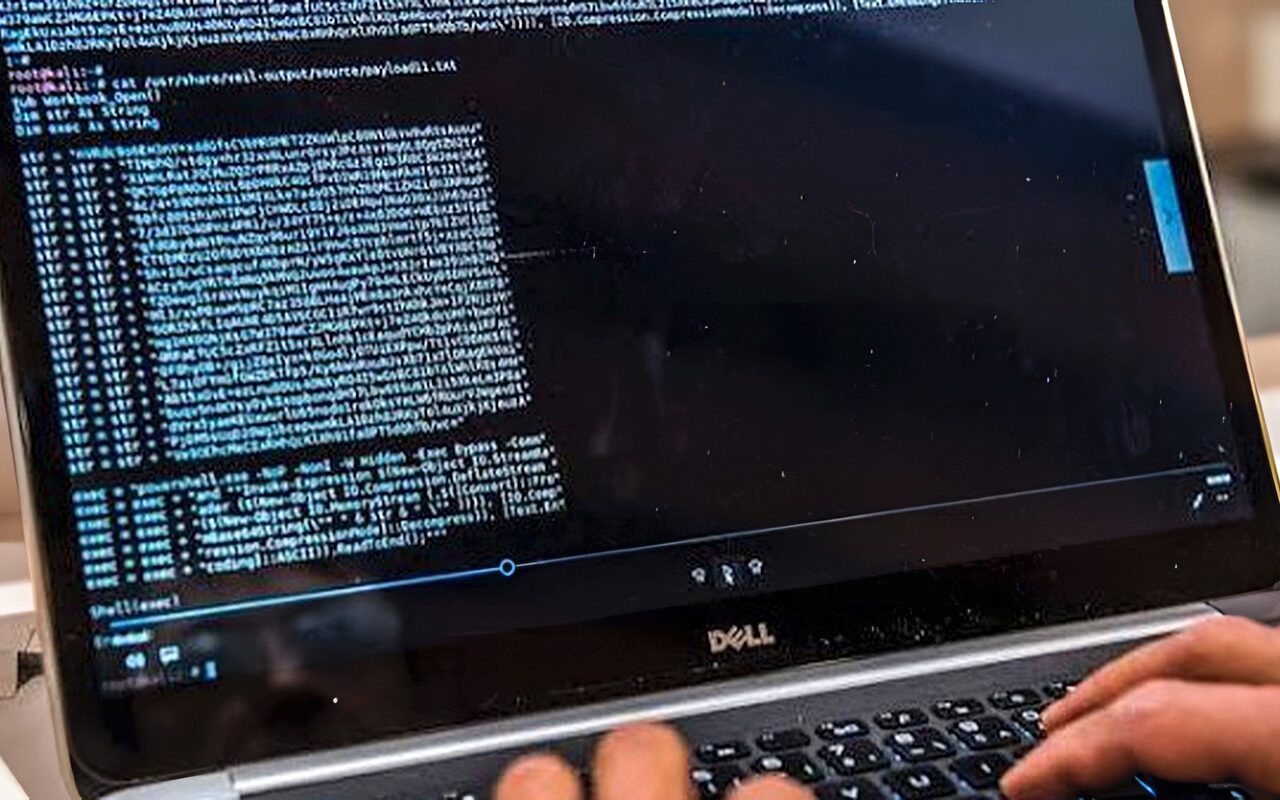 المفوضية الأوروبية تعتزم استخدام الذكاء الاصطناعي للتصدي للهجمات السيبرانية الخطيرة