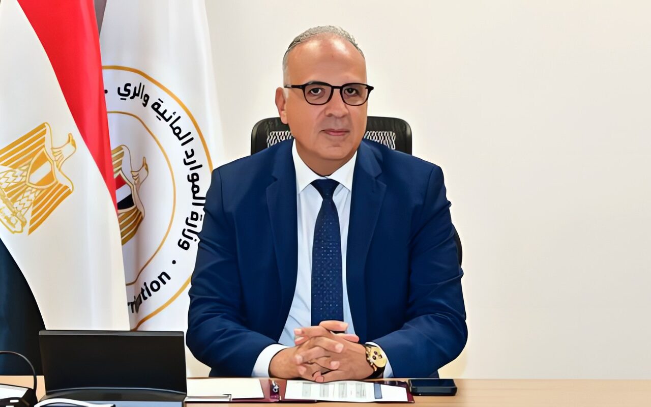 وزير الري: نتواصل مع المزارعين على «المصطبة».. والمواطن المصري يتمتع بالذكاء ويثق في لغة الصراحة