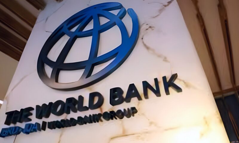 البنك الدولي: أزمة الديون وتراجع المساعدات يفرضان البحث عن مصادر جديدة لتمويل التنمية