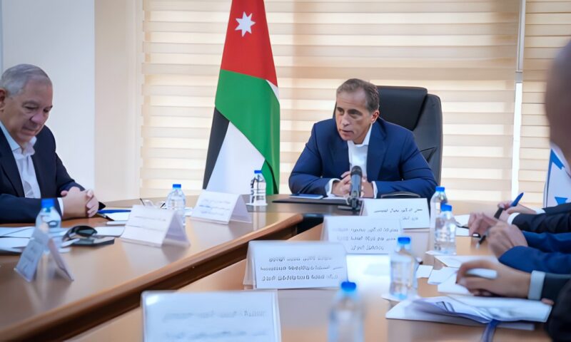 رئيس الوزراء الأردني: الموانئ الأردنية بوابة إقليمية رئيسية للدول الشقيقة رغم الظروف والتحديات بالمنطقة
