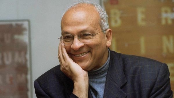 في ذكرى رحيل جمال الغيطاني.. رحلة أديب نسج من التاريخ عالما روائيا