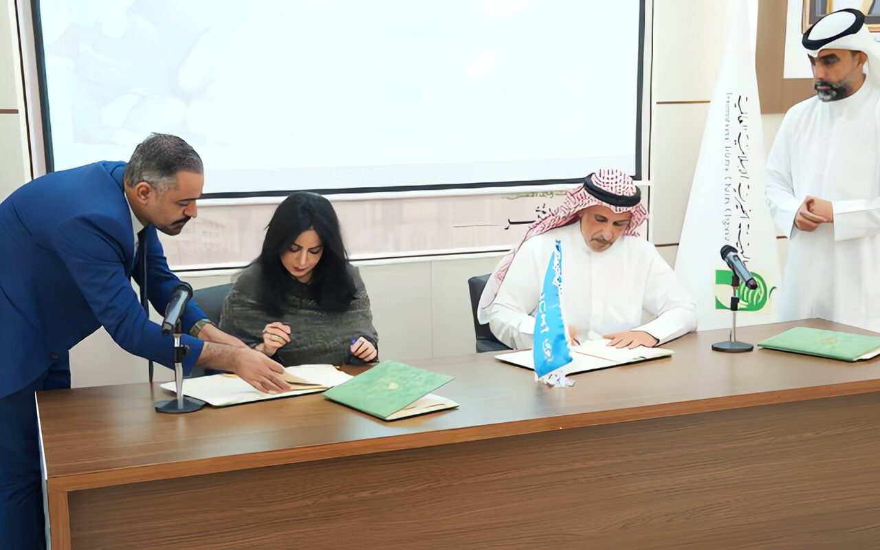 الكويت: منظمة الأمم المتحدة للطفولة توقع اتفاقيتين لدعم قطاعي المياه والتغذية في غزة
