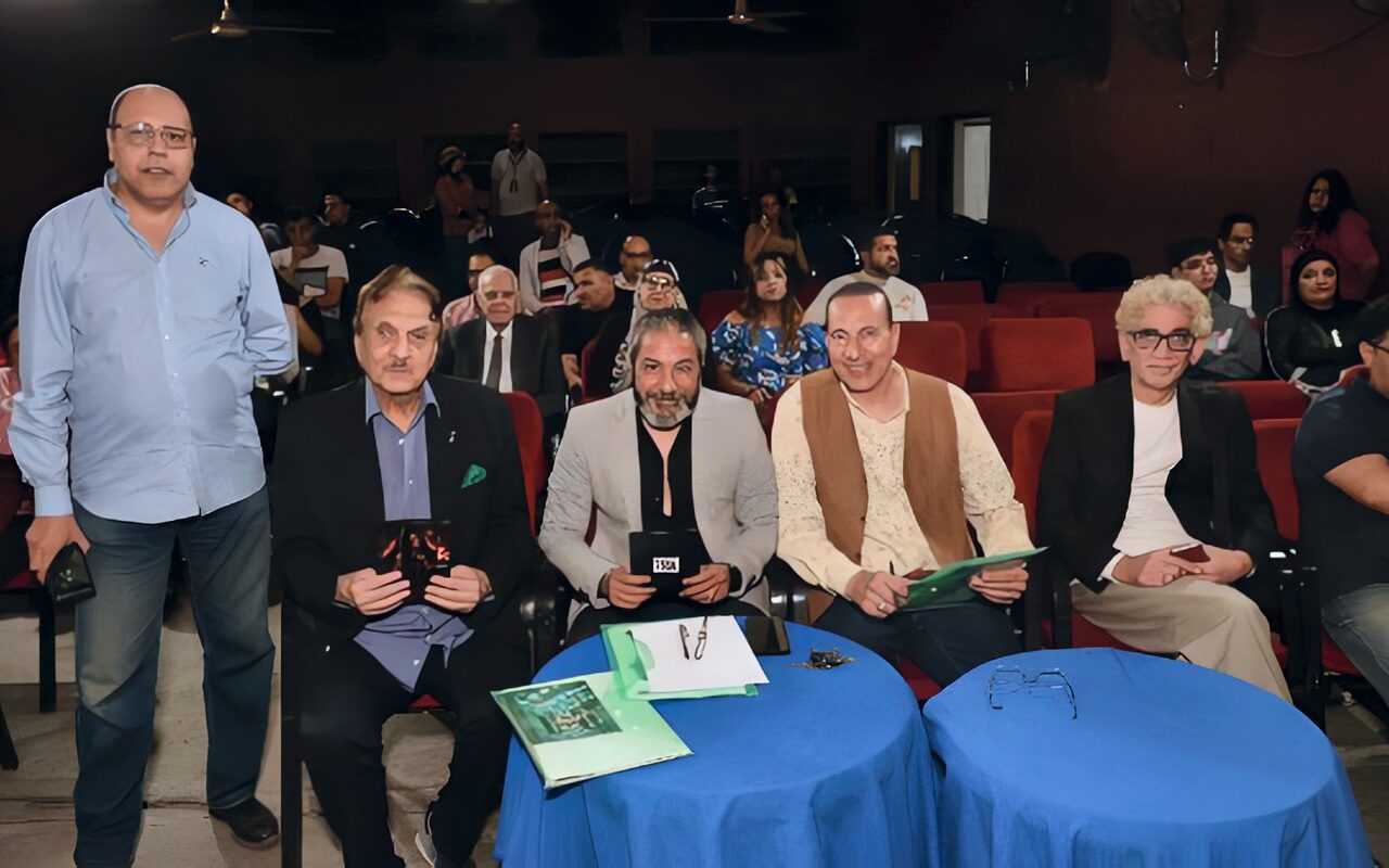 بين الحب والمجتمع.. ورشة للتأليف وعرضان مسرحيان في الليلة الـ21 من «آفاق مسرحية 12