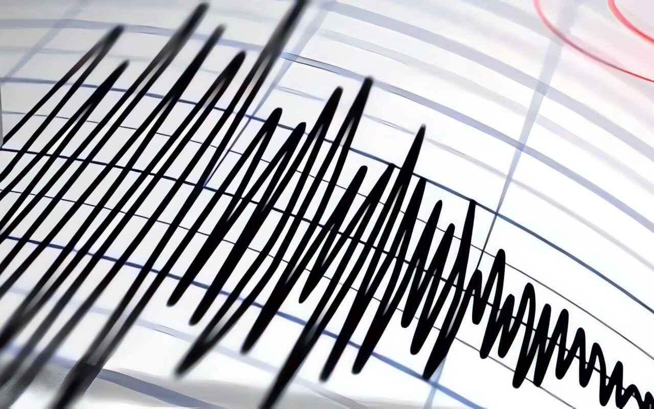 زلزال بقوة 5.7 درجة يضرب منطقة شيتسانج جنوب غربي الصين