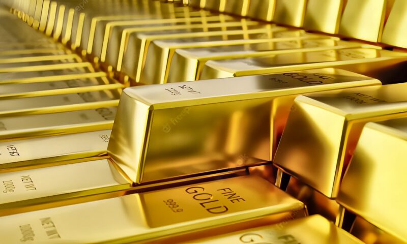 بعد 3 أشهر من الهبوط.. الذهب يفاجئ الجميع ويقفز فوق 4000 دولار