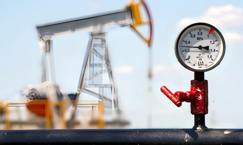 هجمات الحوثيين على منشآت النفط السعودية تعيد خام برنت فوق 115 دولارا للبرميل