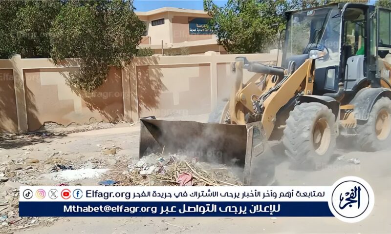 حملات للنظافة ورفع الإشغالات وتجميل الشوارع بمركزي سنورس ويوسف الصديق