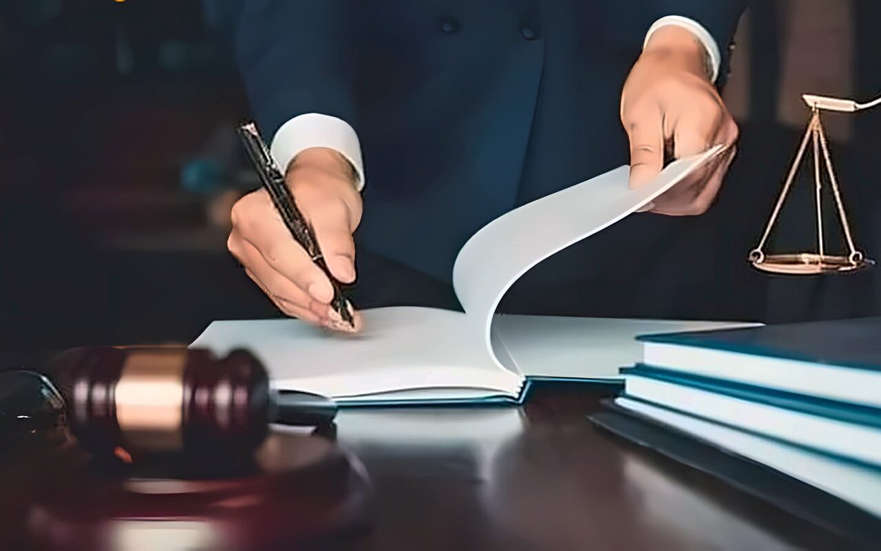 محاكمة عاطل بتهمة حيازة سلاح ناري وذخائر في الشروق 14 أكتوبر