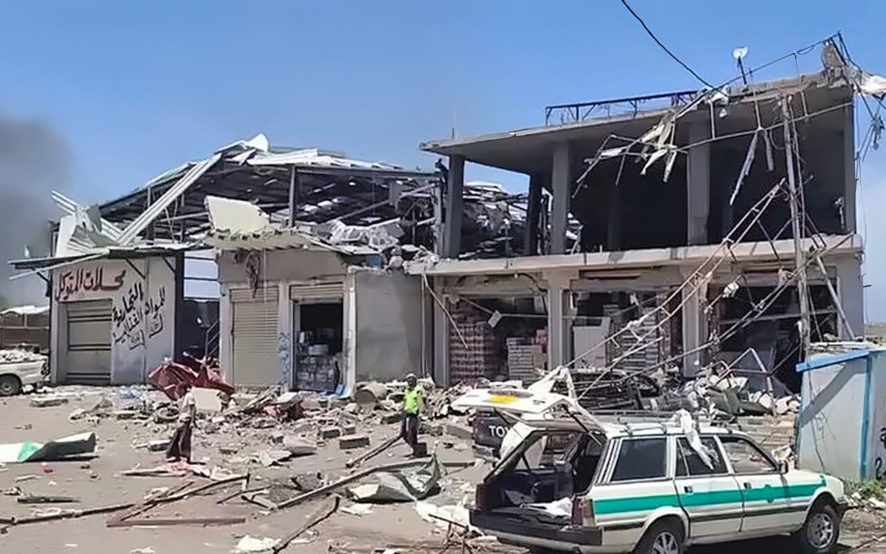 القوات اليمنية تعلن ضرب 71 هدفا حوثيا في تعز، والسعودية تستعد للحرب الكبرى