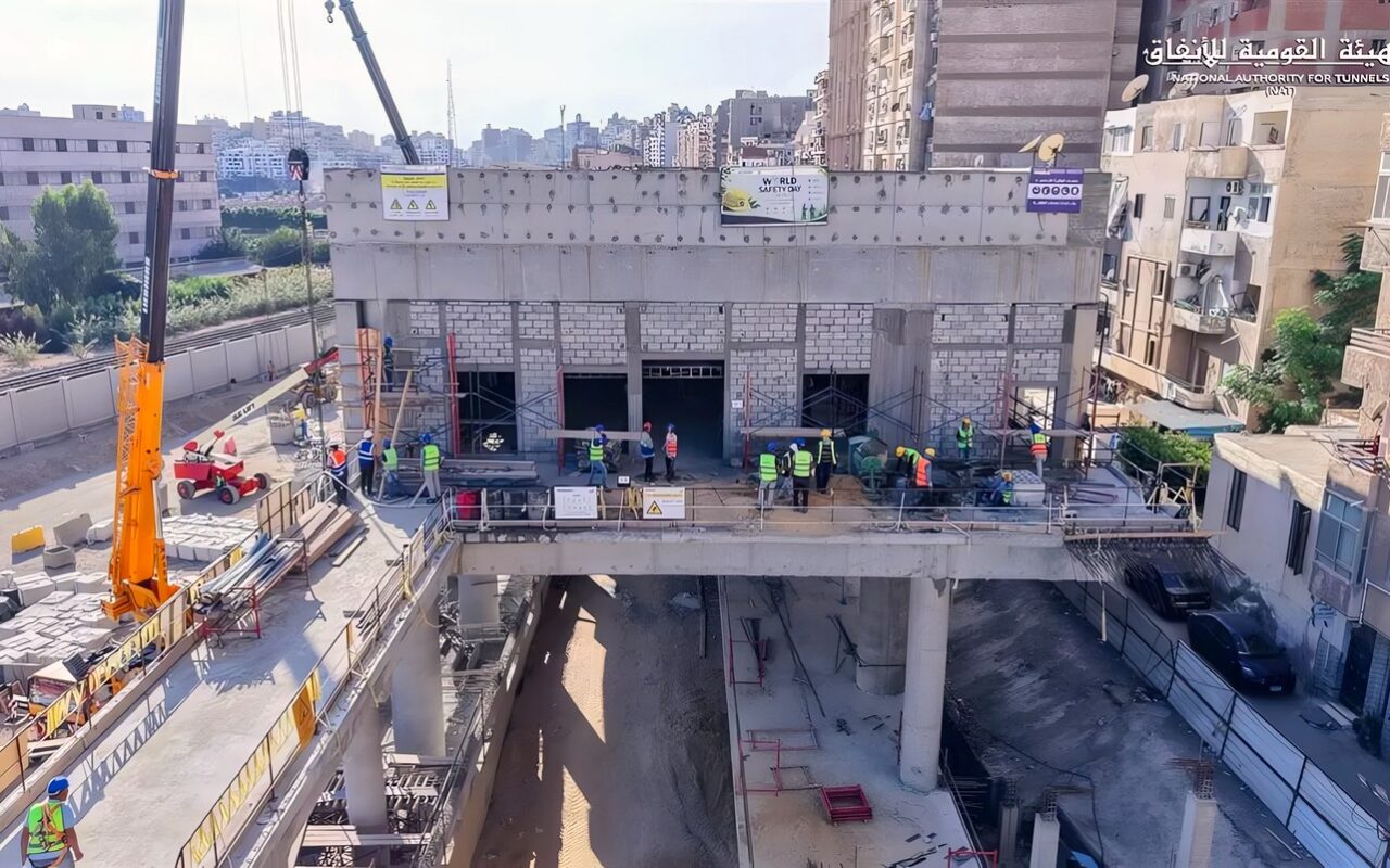 مترو الإسكندرية.. صور جديدة تكشف آخر تطورات أعمال تنفيذ محطة كفر عبده