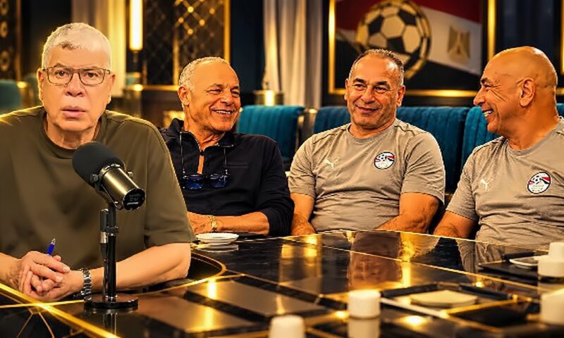 الاحترام والتعاون أولًا.. شوبير يكشف رؤية أبو ريدة لعلاقة جهاز المنتخب باللاعبين