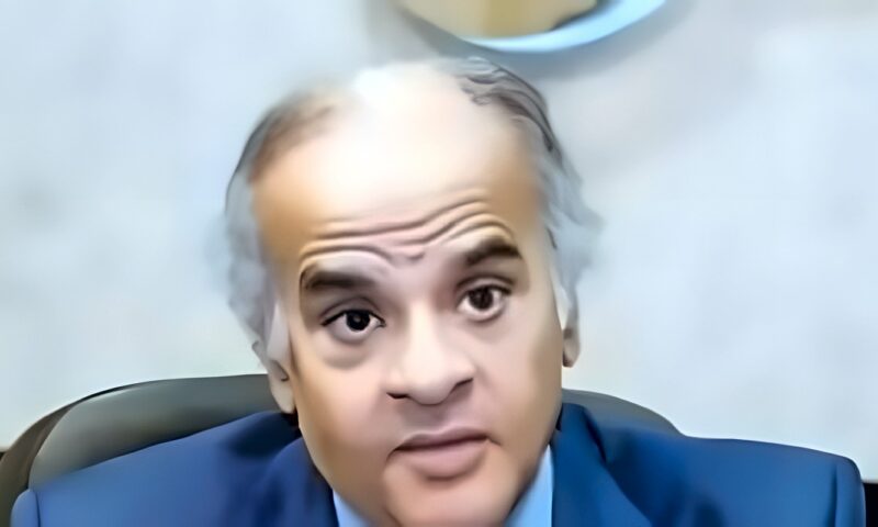 معملش حاجة.. أسامة حسن ينتقد ممدوح عباس قبل مباراة القمة
