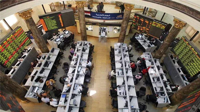 أخبار الاقتصاد اليوم: ارتفاع أسعار الدقيق والقمح والحديد.. البورصة تربح 70.6 مليار جنيه بختام التعاملات.. مئات الحرفيين والفنانين ينضمون للمرة الأولى لمعرض تراثنا 2026